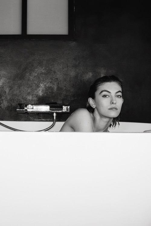 Alexandrea Meyer as Shannon