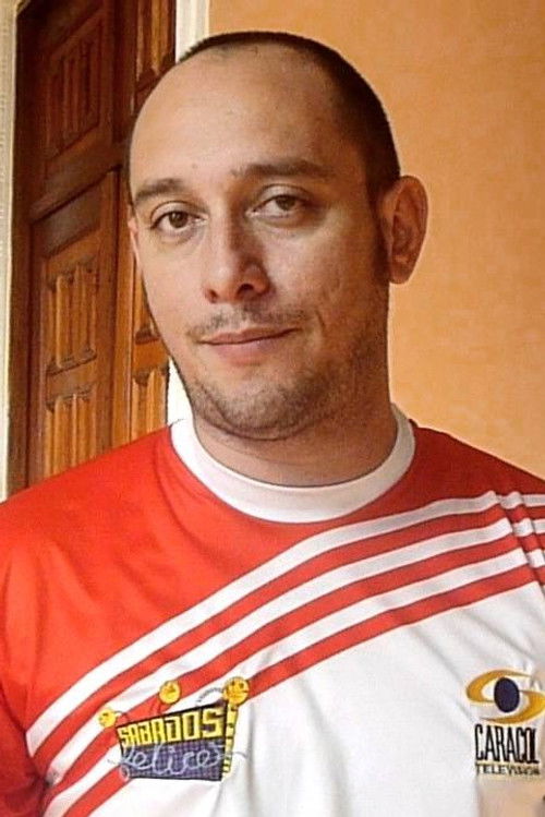 Roberto Lozano as Micolta