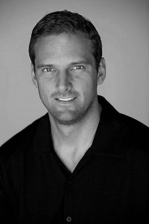 David Kilde as Agent Jackson