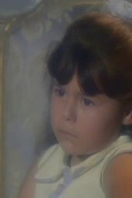 Akeela Refaat as ناهد وهي طفلة