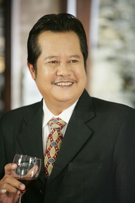 Thanh Nam as Thái Thông Minh (Già)