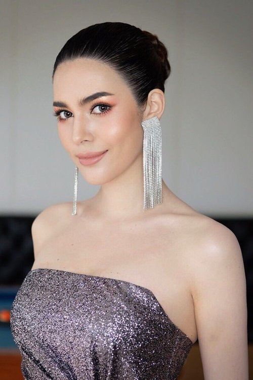 Jessica Sompong Espiner as 