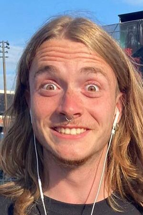 Daan Kruysifix as Milan