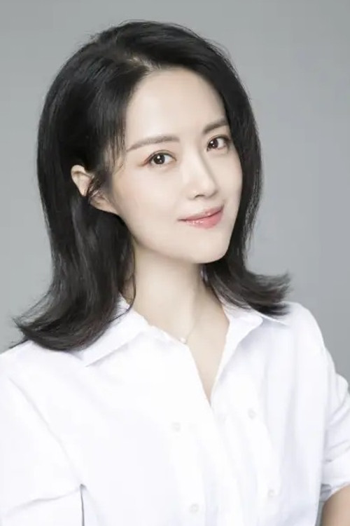 Chen Xi as Zhou Mingzhuan