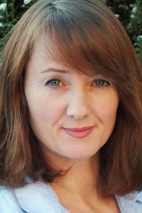 Vicki Liddelle as Val Harris