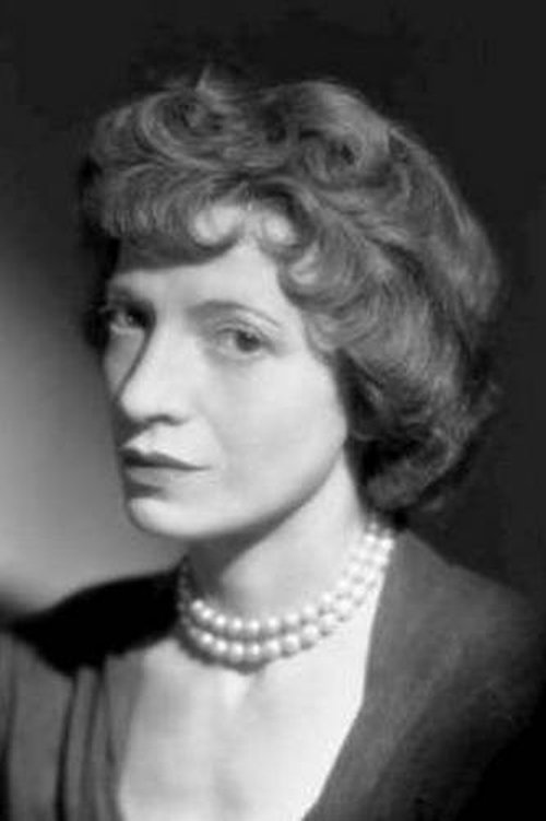 Isabelle Kloucowski as Marie