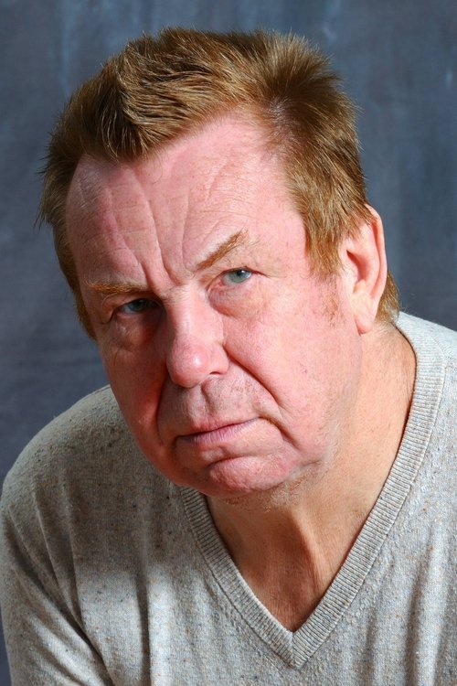 Jonty Reason as D.I. Greaves