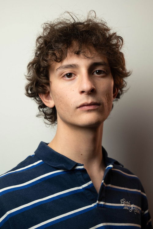 Andrés Romero as Manuel