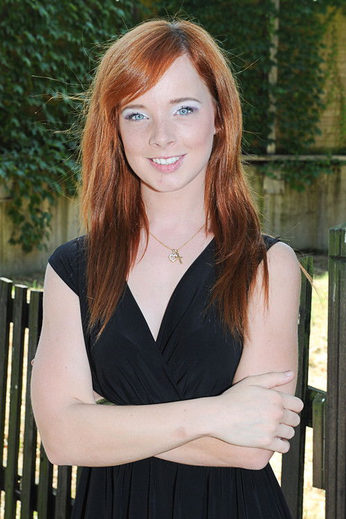 Daphne Paelinck as Amanda King