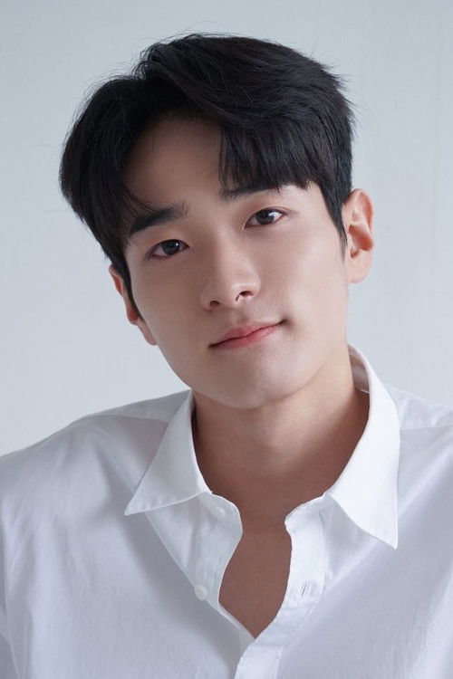 Kim Mu-seob as In Ho