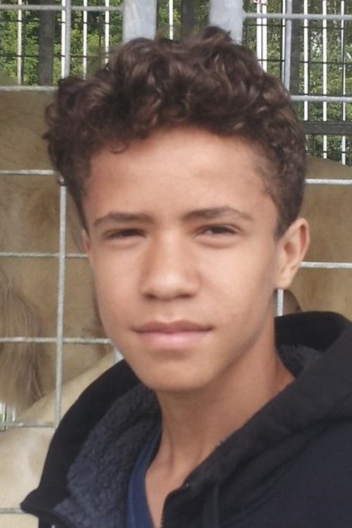 Ilian Calaber as Poucet