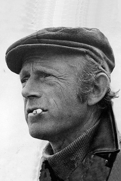 Grigoriy Aronov as german POW officer