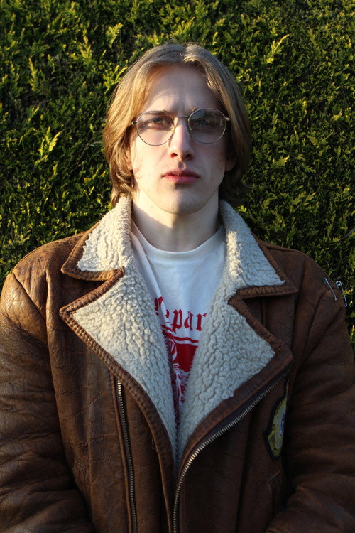 Caiden Bent as Luke Knight