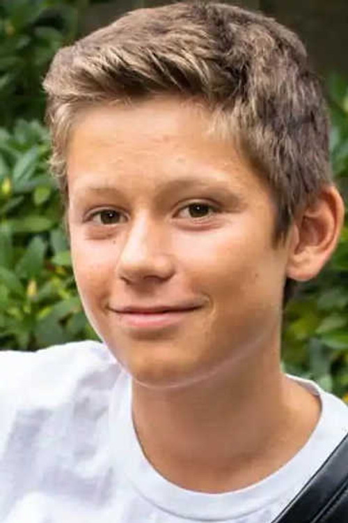 Joann Bliard as Grégory Lemarchal (14 ans)