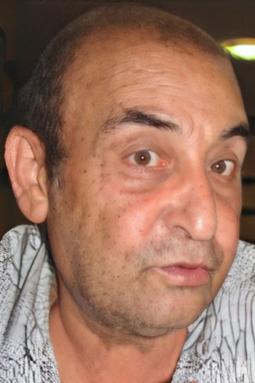 Erdinç Dinçer as Rıfat