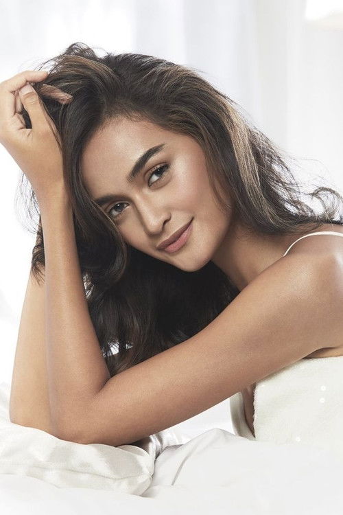 Jachin Manere as Self - Contestant (Philippines)