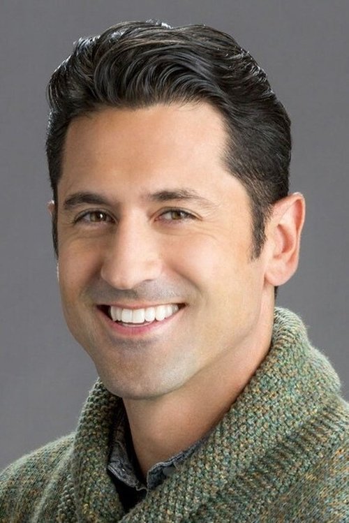 David O'Donnell as Andy Holliday