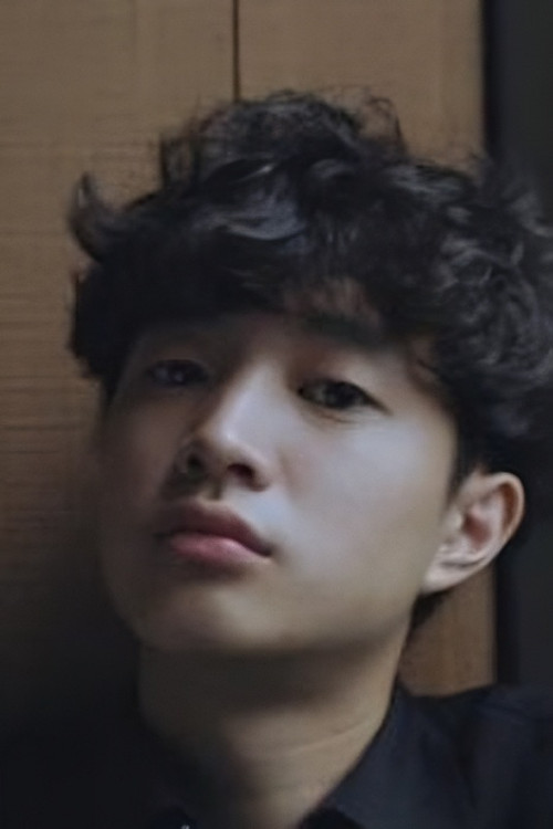 Frank Lin as Lin Nai-mi