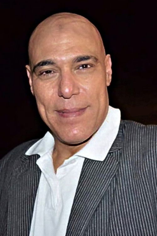 Ahmed Abdel Salam as محسن - ضابط أمن دولة