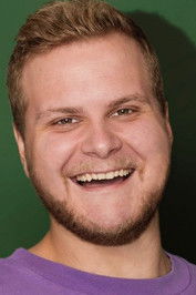 Adam Blædel Körner as Tankpasser