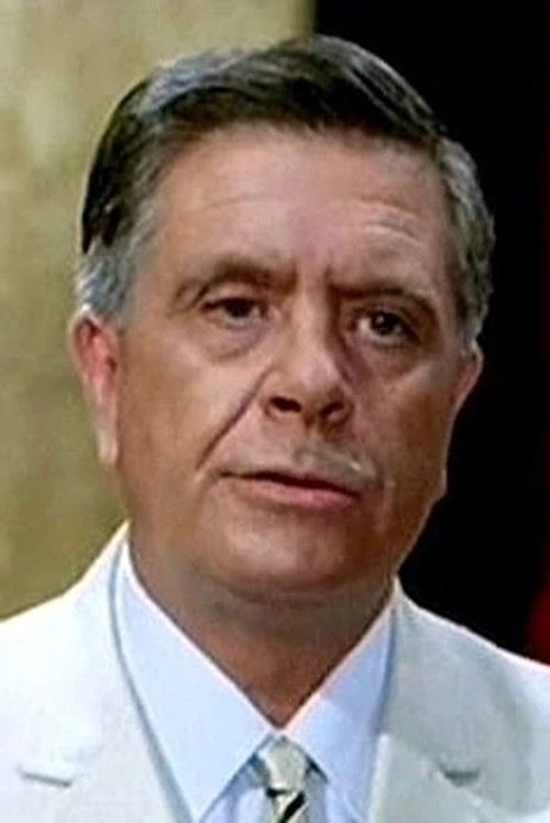 Francisco Sánchez as Guardia