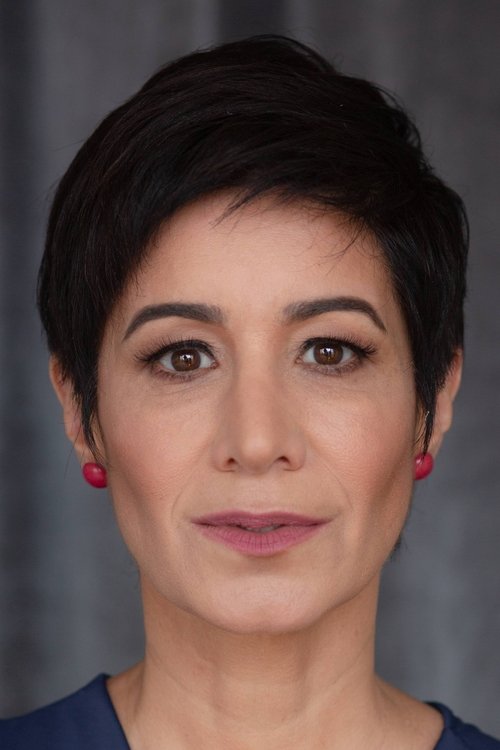 Nicole Cordery as Antonieta