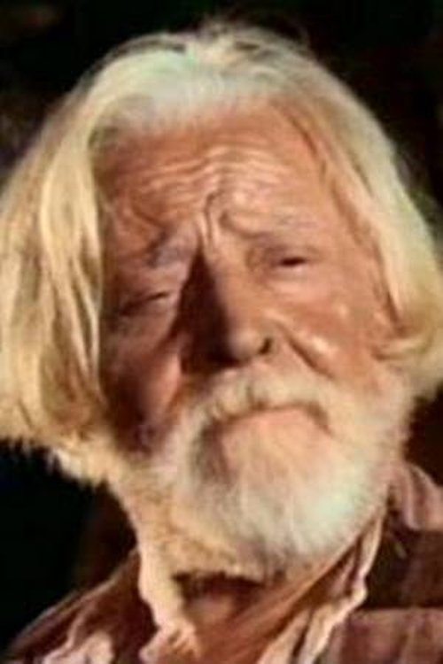 Franco Gulà as nonno