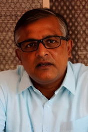 Kavin Jay Babu as Idi Amin