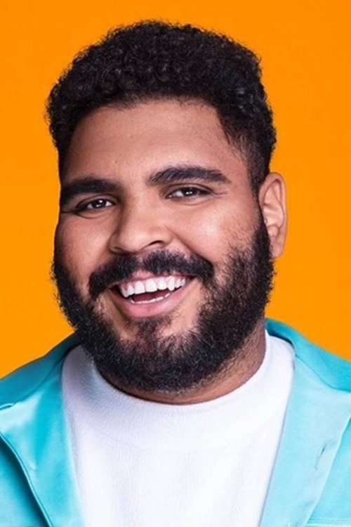 Paulo Vieira as Pedro