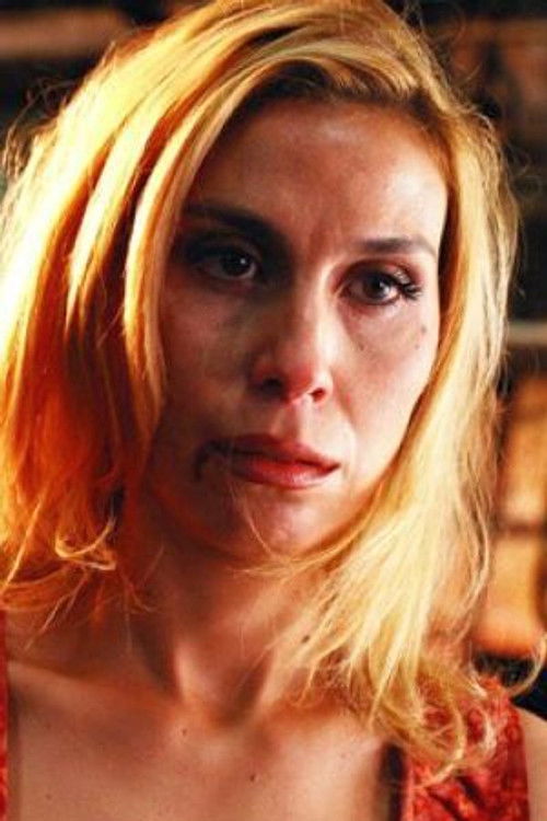 Antonella Troise as Commessa