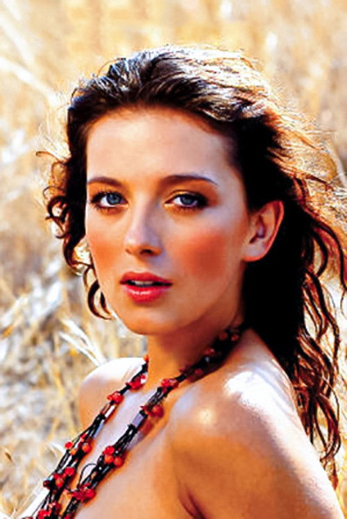 Sandra Senaka as Angel (segment Angel Road)