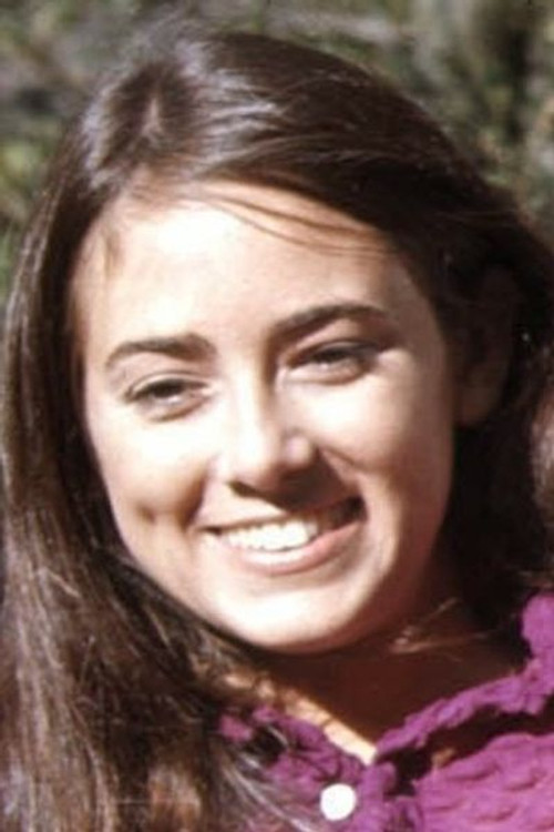 Sandra Peabody as Gwen