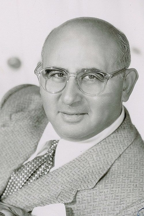 Norman Taurog as 