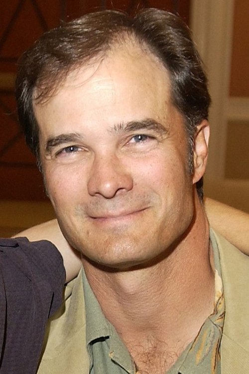 Eugene Osment as Alex Kerwin