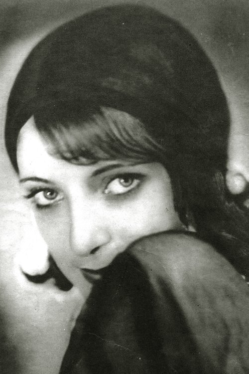 Dria Paola as Giulietta