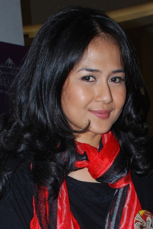 Ria Irawan as Ceceu