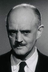 Robert Henderson as Kellerer