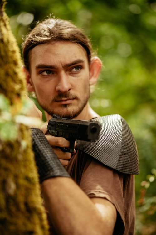 Louis Lemaire as Fred