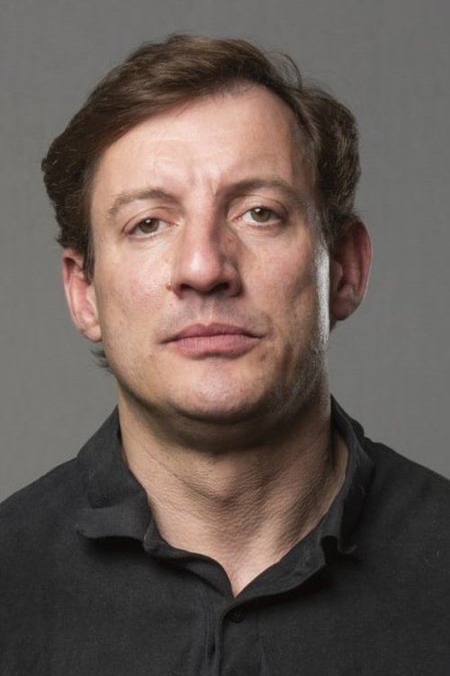 Oleg Surnov as нищий