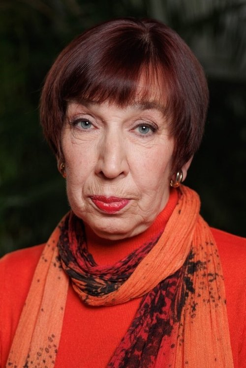 Anne Paluver as Aunt Ethel