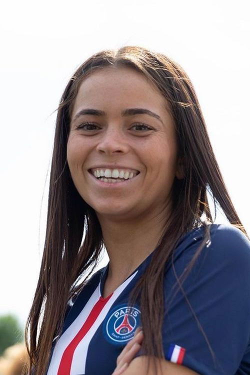 Imène Slimani as Self