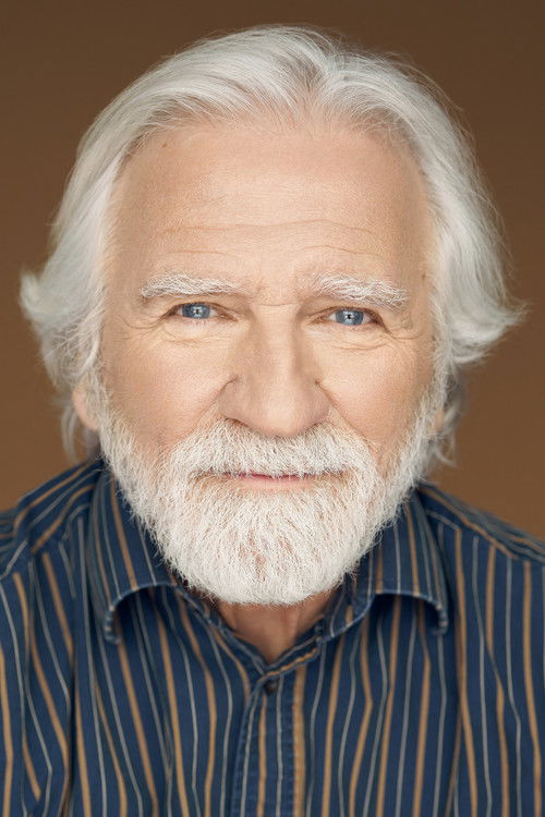 Fernand Lavoie as Walter