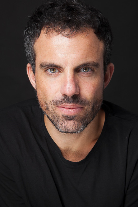 Kepa Errasti as Jonás