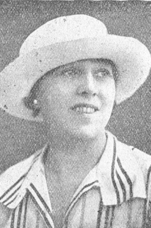 Ruth Weijden as mrs Strand