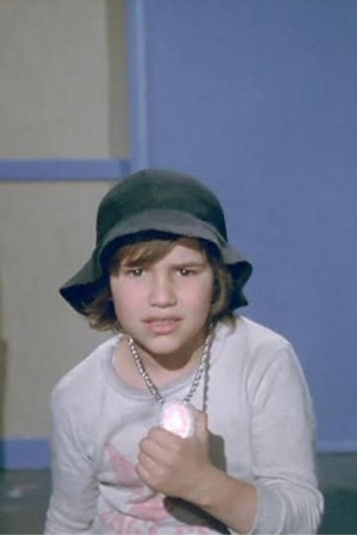 Martín Ramos Arévalo as Pepito (as Martin Ramos 'Pepito')