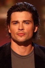 Tom Welling as Charlie Baker
