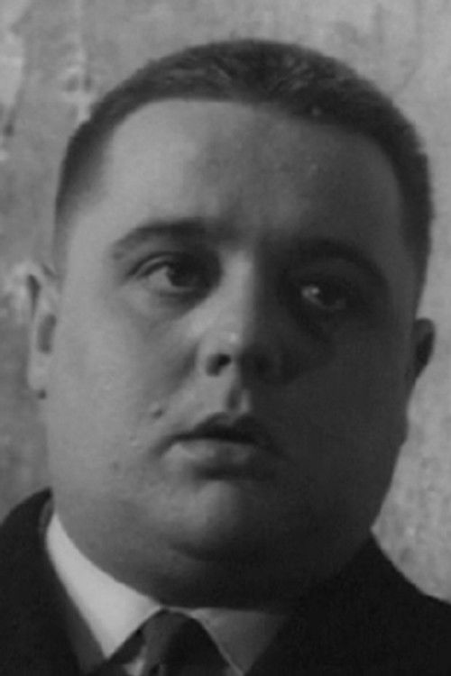 Olle Andersson as Clerk