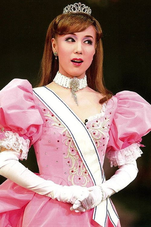 Fuzuki Miyo as Marie-Antoinette