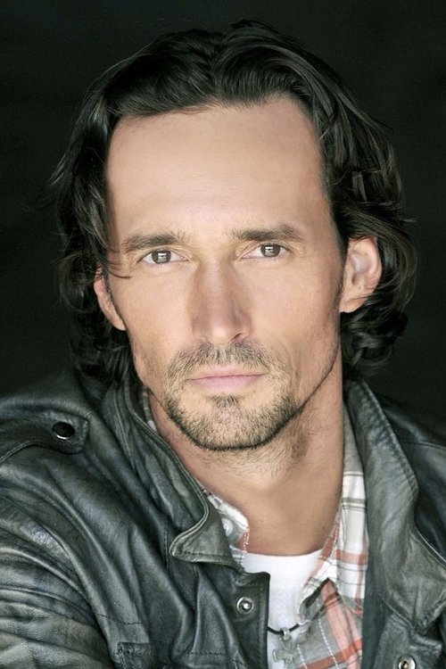 Gary Kohn as Christopher