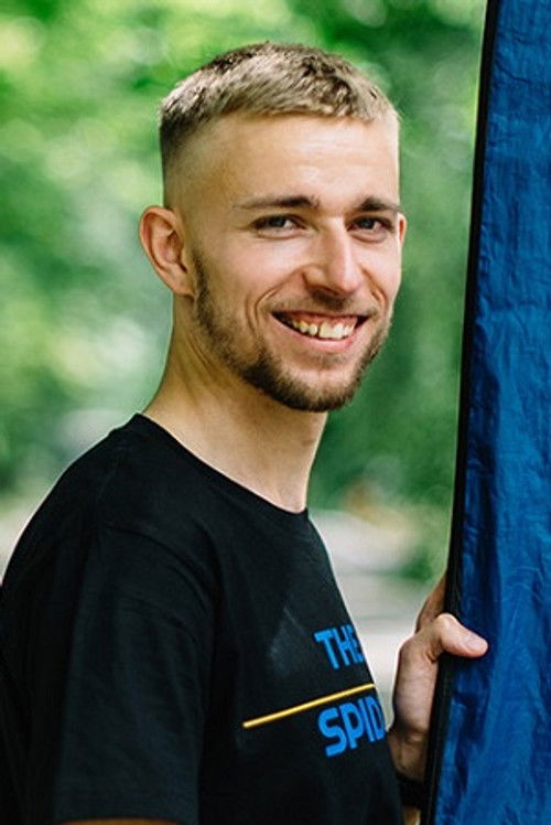 Anton Skrypets as Ryan